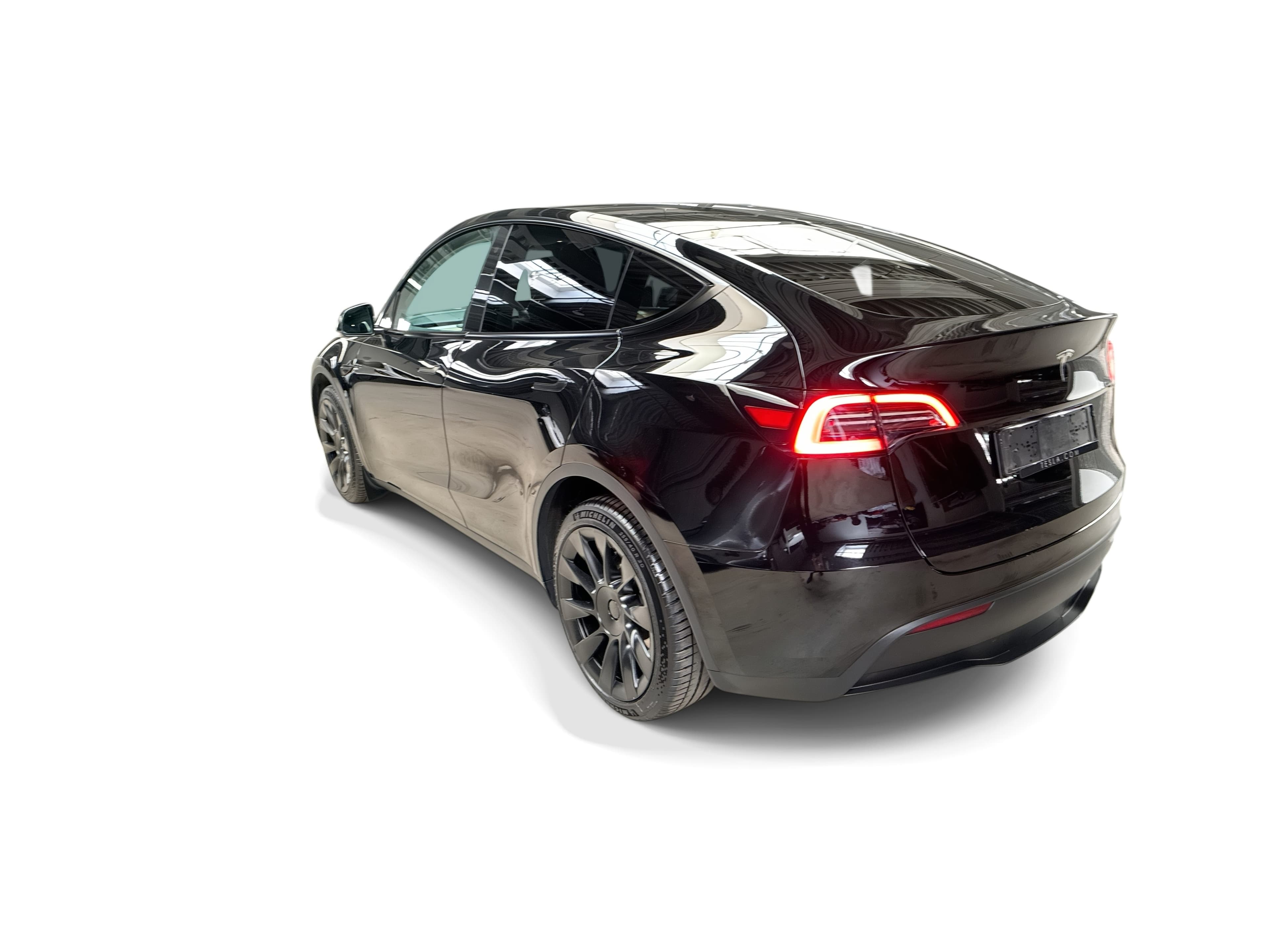 Tesla Model Y — sličica 2