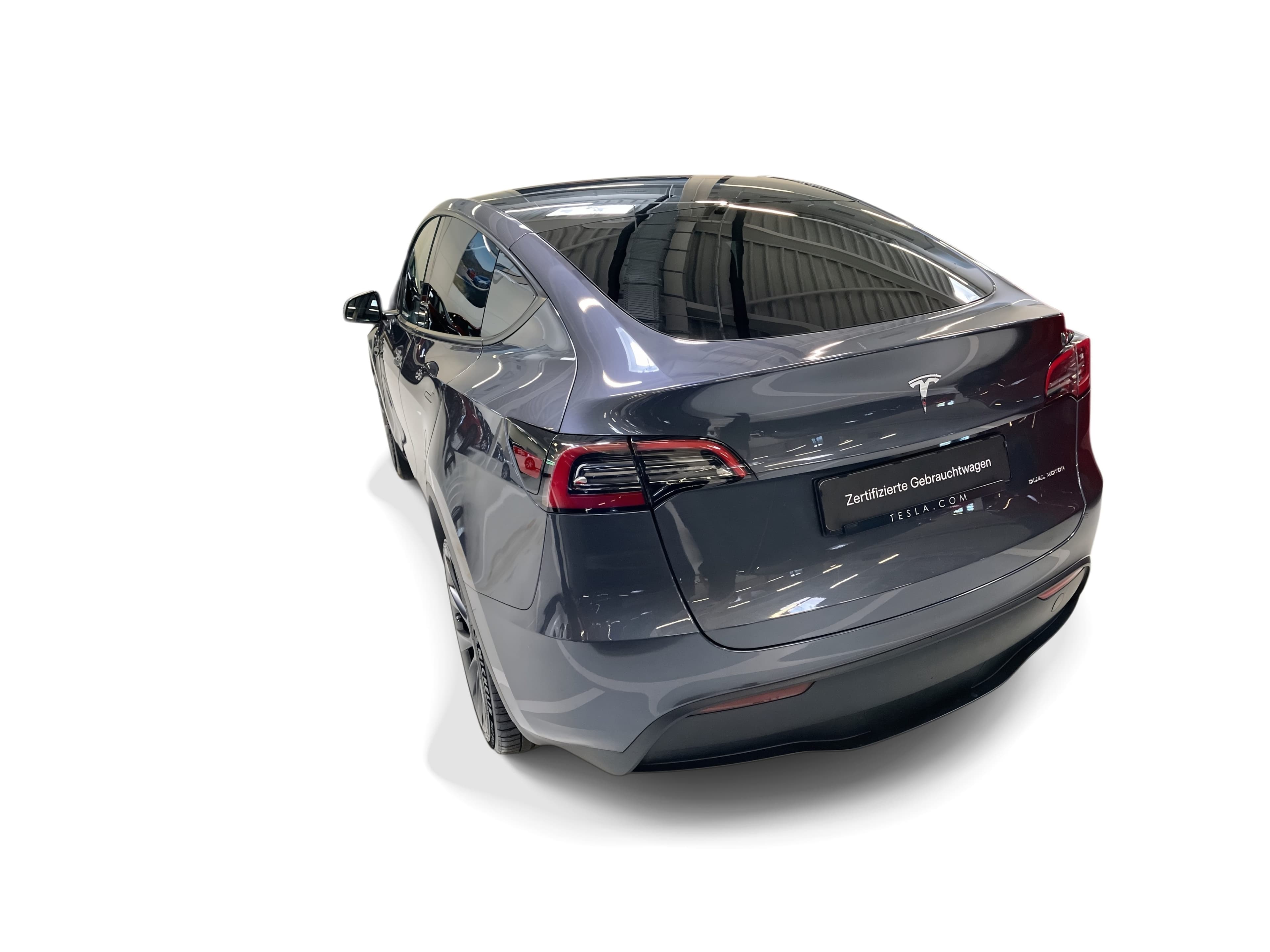 Tesla Model Y Long Range — sličica 2