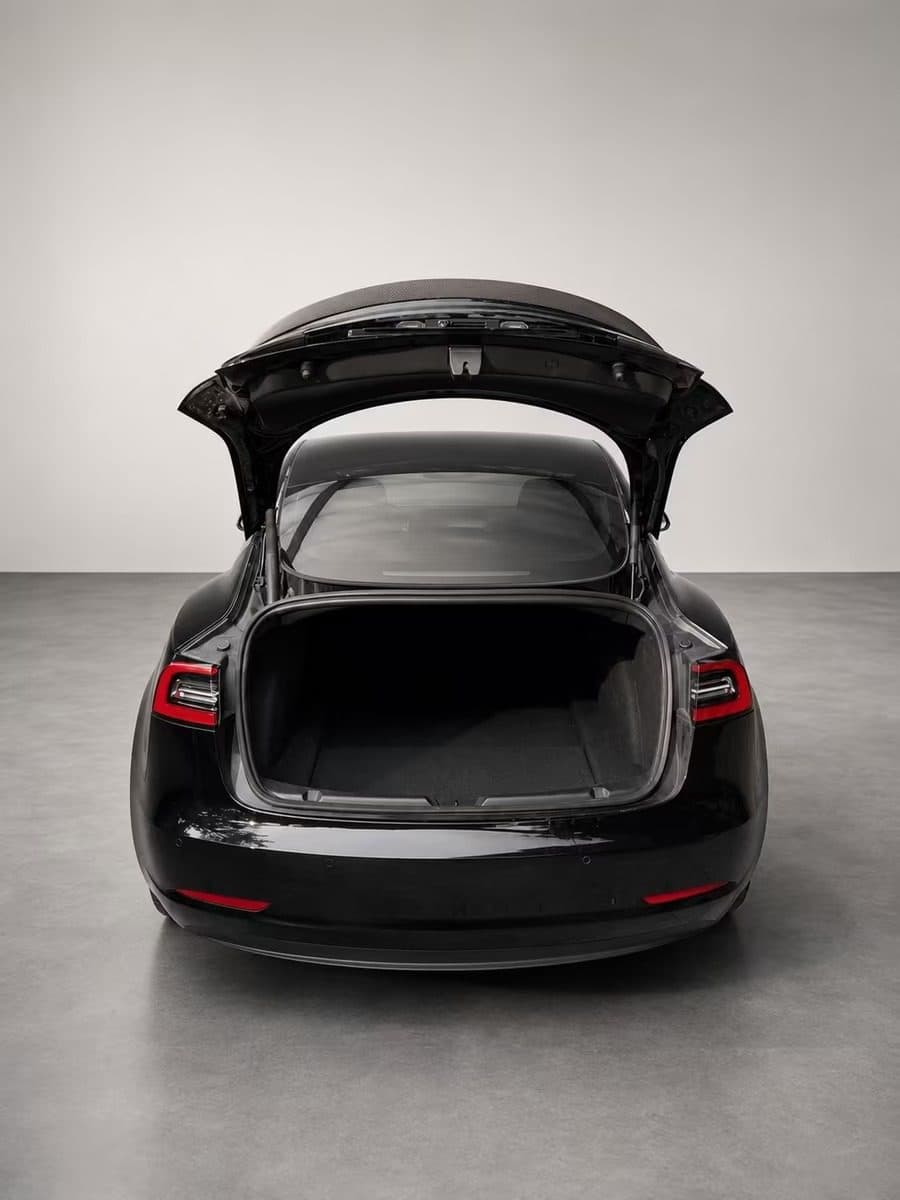 Tesla Model 3 Performance — sličica 2